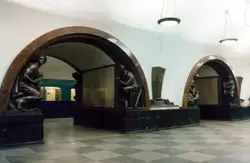 Станция метро «Площадь революции», фото
