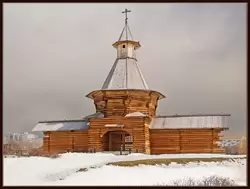 Надвратная башня Николо-Карельского монастыря в Коломенском