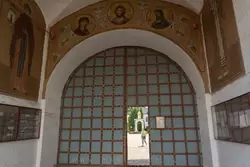 Даниловский монастырь, ворота
