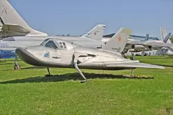Музей ВВС в Монино, МиГ-105-11