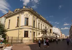 Главный дом городской усадьбы Р. Тургенева