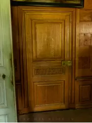 Ложная дверь в Кабинете-конторке