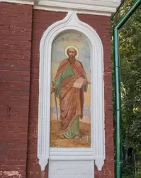 Фреска Святой апостол Павел справа от входа во Введенскую церковь