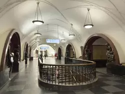 Станция метро «Площадь Революции» в Москве