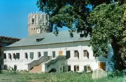 Новодевичий монастырь, Стрелецкие караульни