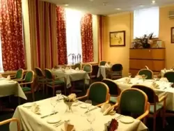 Ресторан в гостинице Бега в Москве