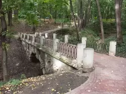 Большой Гротесковый мост в парке Царицыно