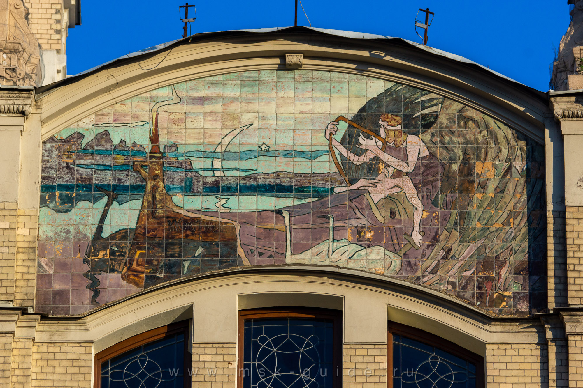 Панно «Орфей играет» на фасаде гостиницы «Метрополь» в Москве Панно «Орфей играет» на фасаде гостиницы «Метрополь» в Москве