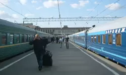 Платформы поездов дальнего следования на Павелецком вокзале