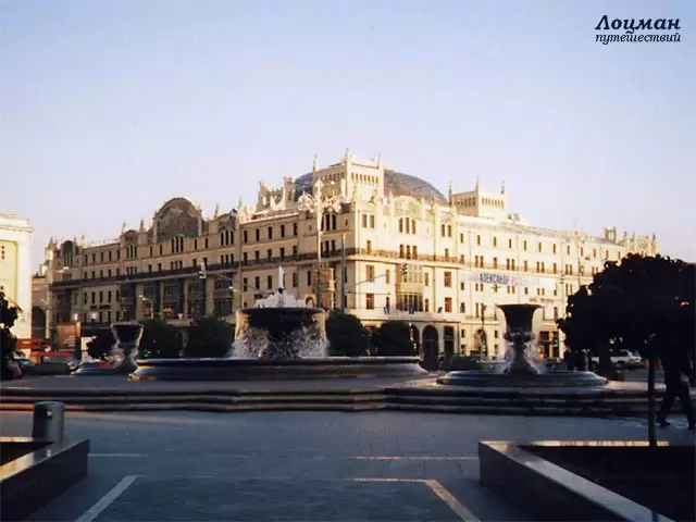 Фонтаны перед Большим театром, гостиница Фонтаны перед Большим театром, гостиница