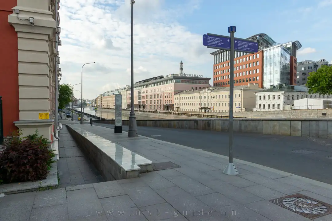 Озерковская набережная в Москве Озерковская набережная в Москве