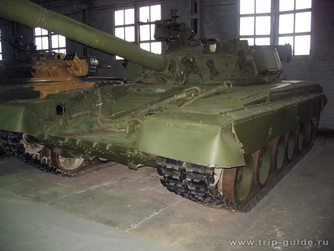 Танковый музей, танк Т-80, фото