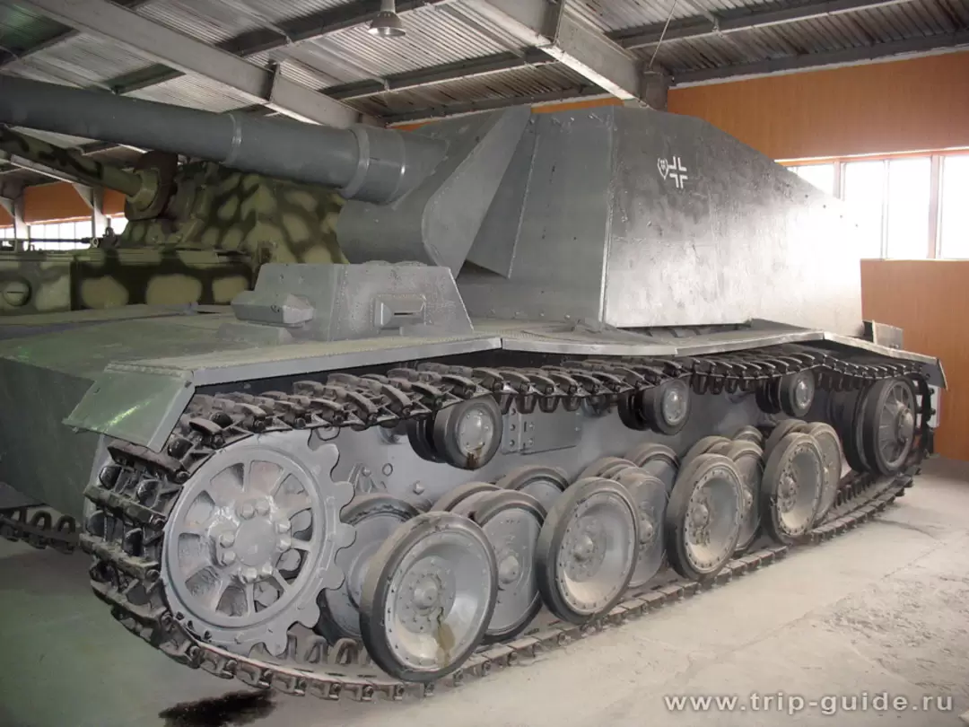 Танковый музей в Кубинке, 128 мм тяжелая САУ на шасси VK 3001 (H)