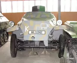 Танковый музей в Кубинке, легкий полугусенечный транспортер Sd. Kfz. 250 (Alt)