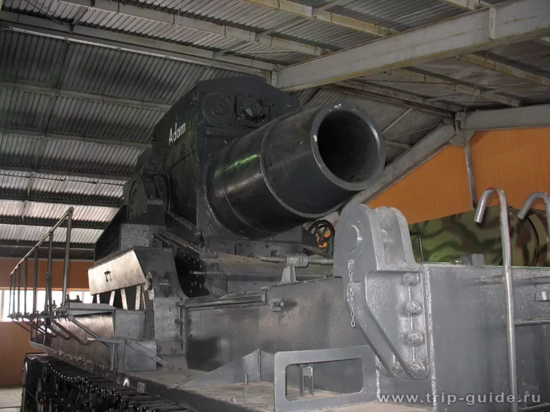 Танковый музей в Кубинке, немецкая тяжелое самоходное орудие Karl Morser SU-600 «Tor» (первым выстрелило по Брестской крепости и ознаменовало начало войны Германии против СССР)