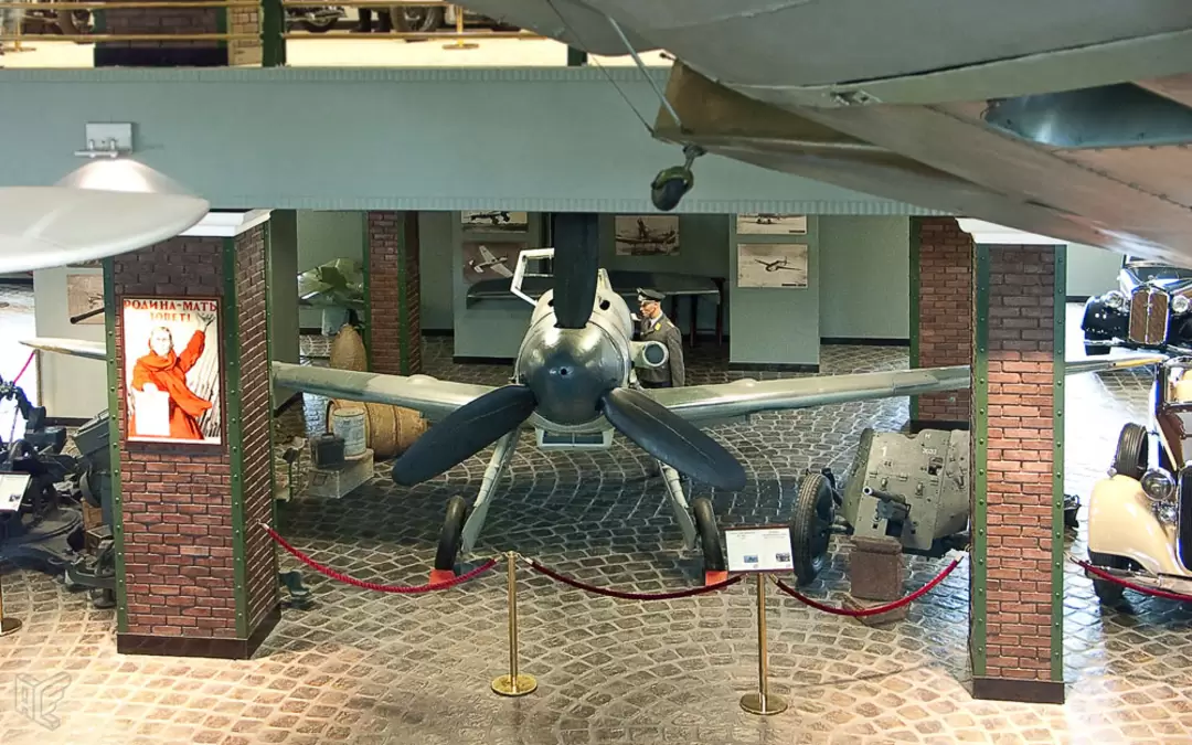 Музей техники Вадима Задорожного, Мессер Bf-109G Музей техники Вадима Задорожного, Мессер Bf-109G