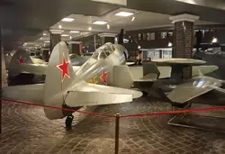Музей техники Вадима Задорожного, Як-11