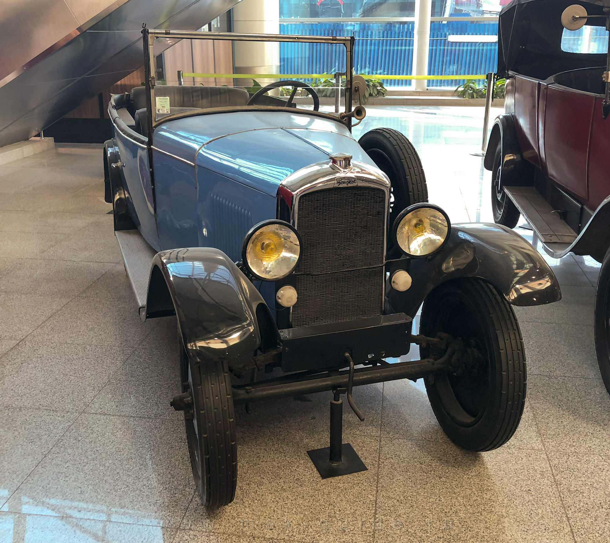 Автомобиль Peugeot 172R — выставка ретро-автомобилей Автомобиль Peugeot 172R — выставка ретро-автомобилей