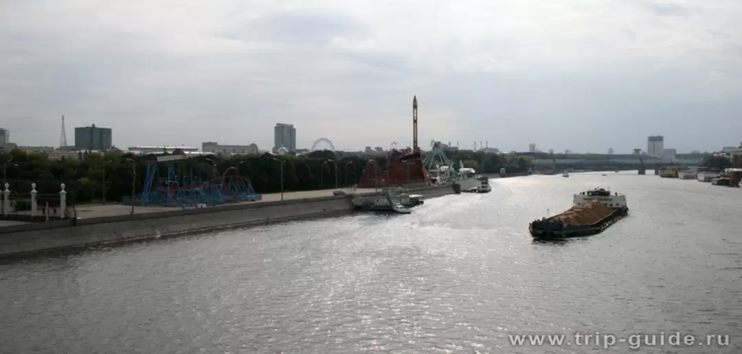 Панорама Москвы-реки