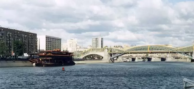 Китайский плавучий ресторан на Москве-реке