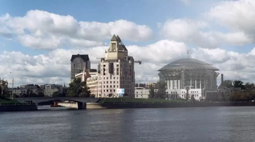 Московский международный дом музыки (гриб)