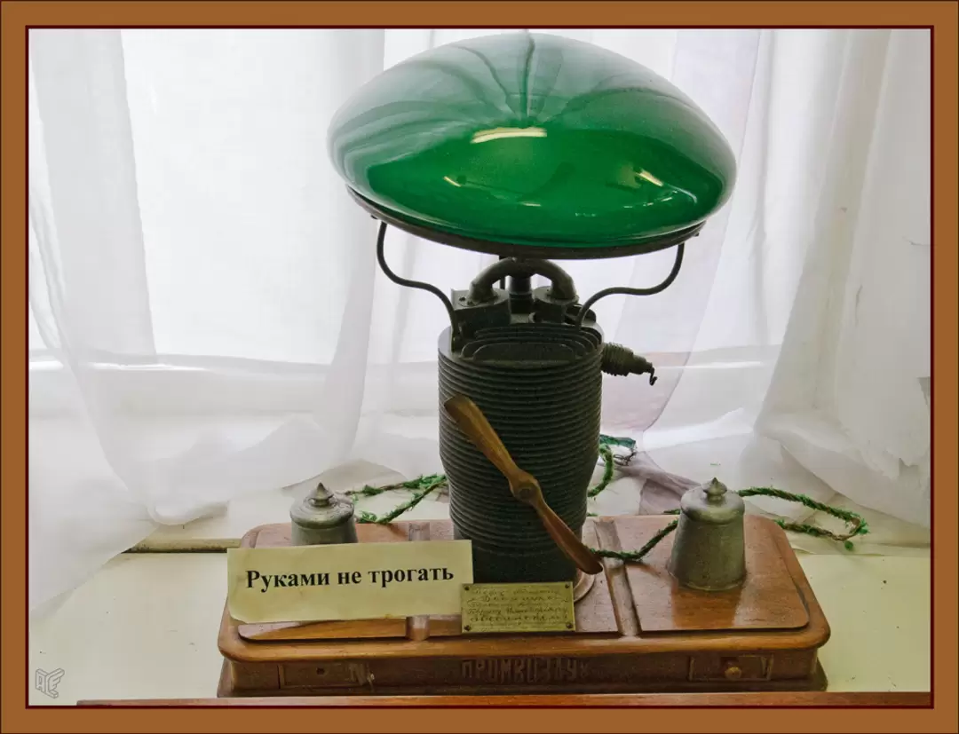 Центральный дом авиации и космонавтики, дедушке Русской авиации Борису Иллиодоровичу Россинскому Центральный дом авиации и космонавтики, дедушке Русской авиации Борису Иллиодоровичу Россинскому