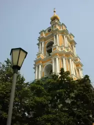 Новоспасский монастырь, колокольня с храмом преподобного Сергея Радонежского