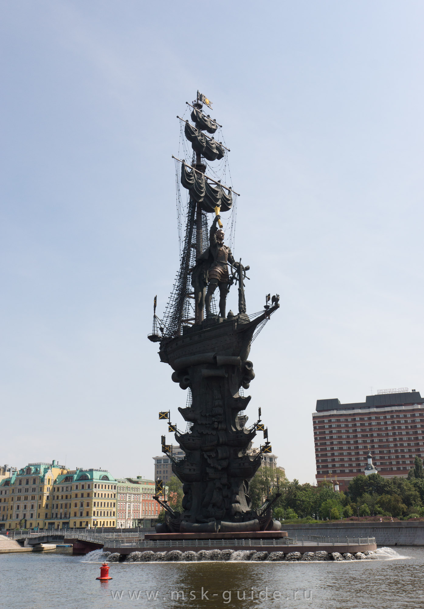 Памятник Петру Первому в Москве Памятник Петру Первому в Москве