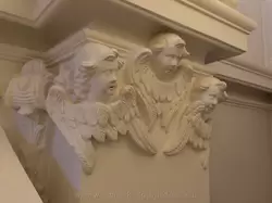 Ангелочки в подземной Константино-Еленинской церкви Новоиерусалимского монастыря