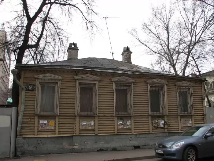 Подвал Мастера / дом художника Владимира Топленинова