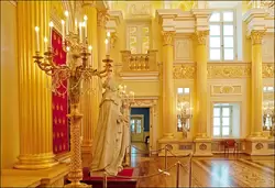 Большой дворец Царицыно, самодержица