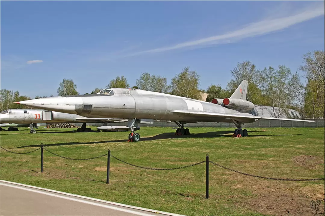 Бомбардировщик Ту-22 Бомбардировщик Ту-22