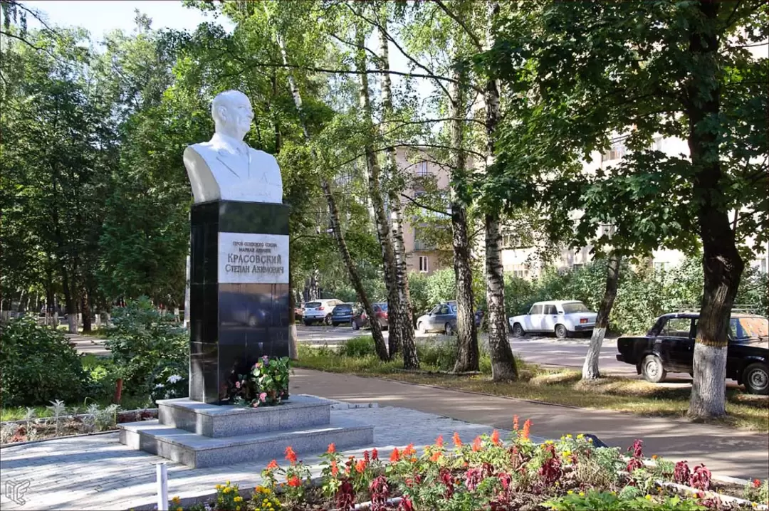 Музей ВВС в Монино, улица маршала авиации С.А. Красовского в Монино Музей ВВС в Монино, улица маршала авиации С.А. Красовского в Монино