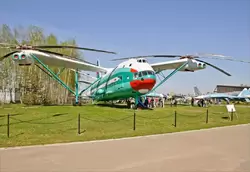 Вертолет Ми-12