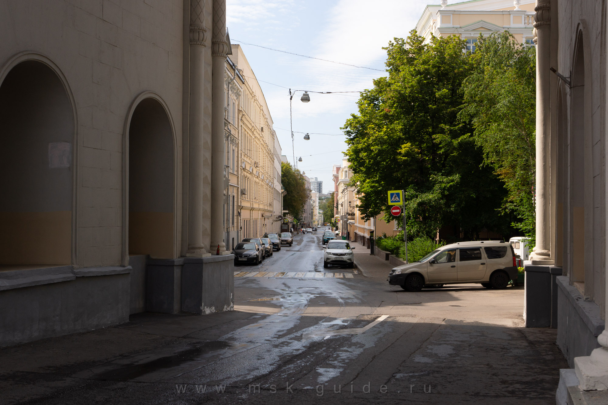 Леонтьевский переулок Леонтьевский переулок