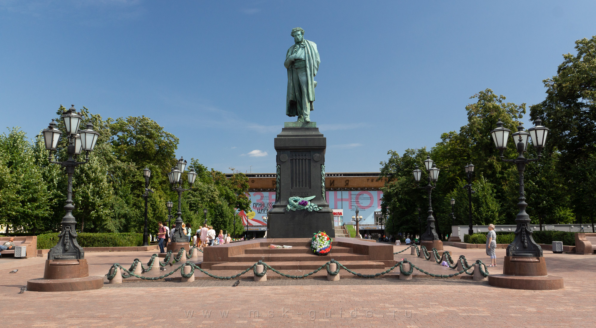 Памятник Пушкину Памятник Пушкину