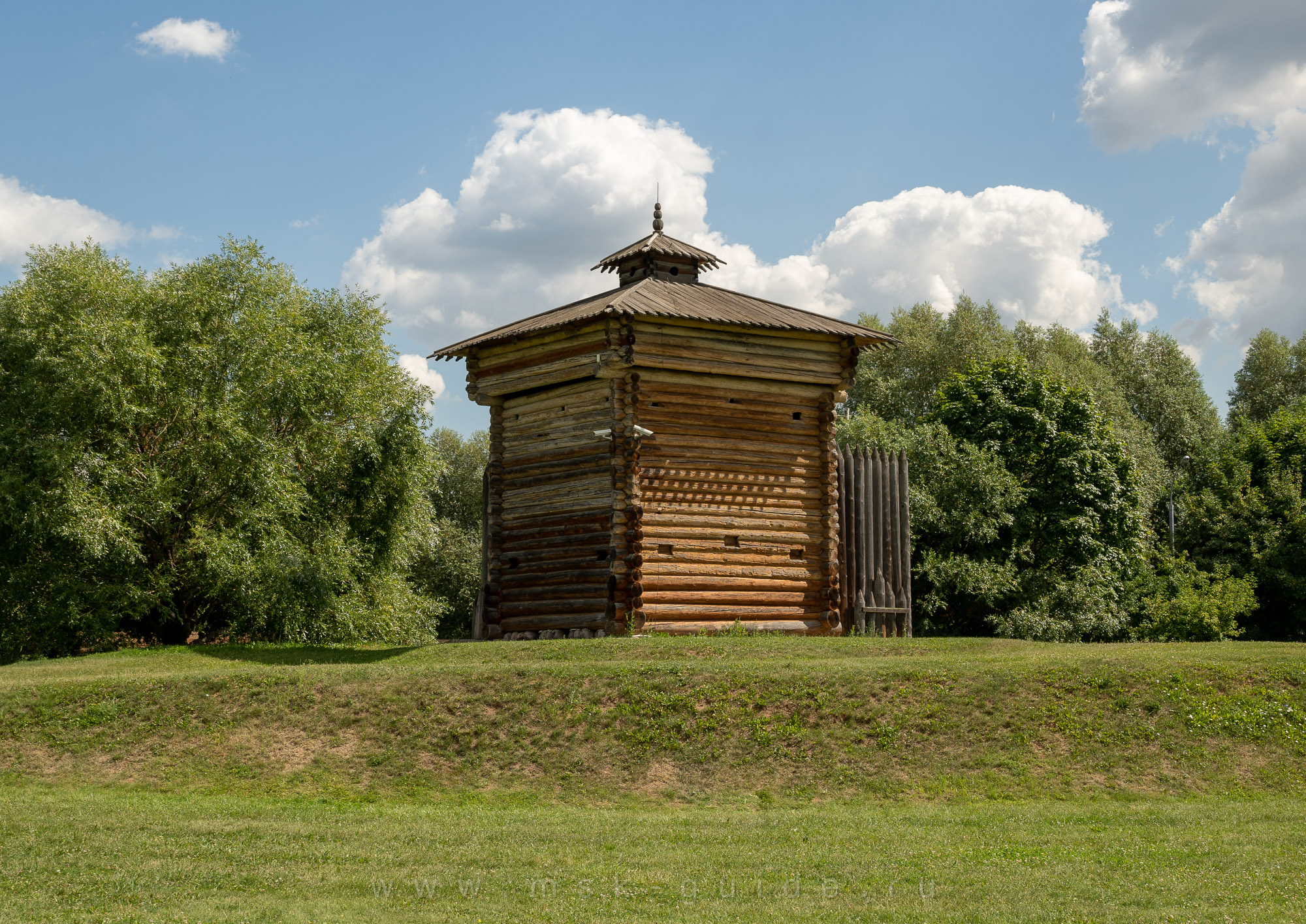 Башня Братского острога, Коломенское Башня Братского острога, Коломенское