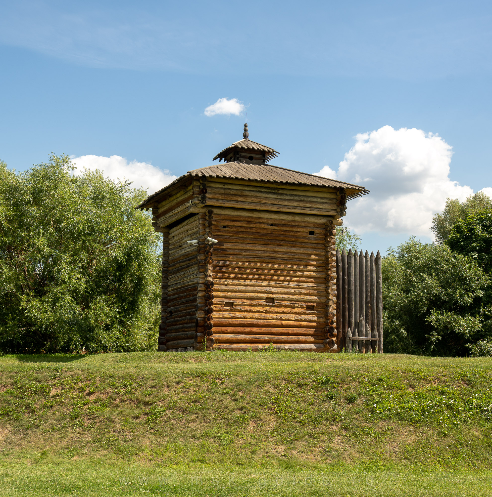 Башня Братского острога, Коломенское Башня Братского острога, Коломенское
