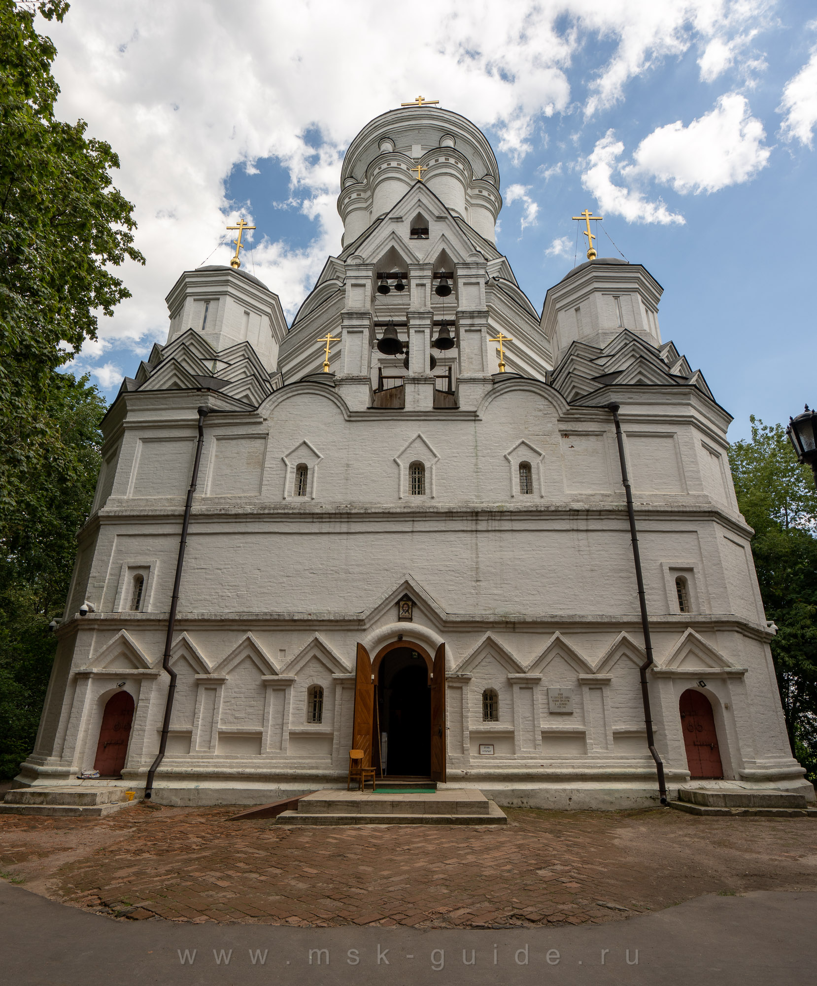 Церковь Усекновения главы Иоанна Предтечи в Коломенском Церковь Усекновения главы Иоанна Предтечи в Коломенском
