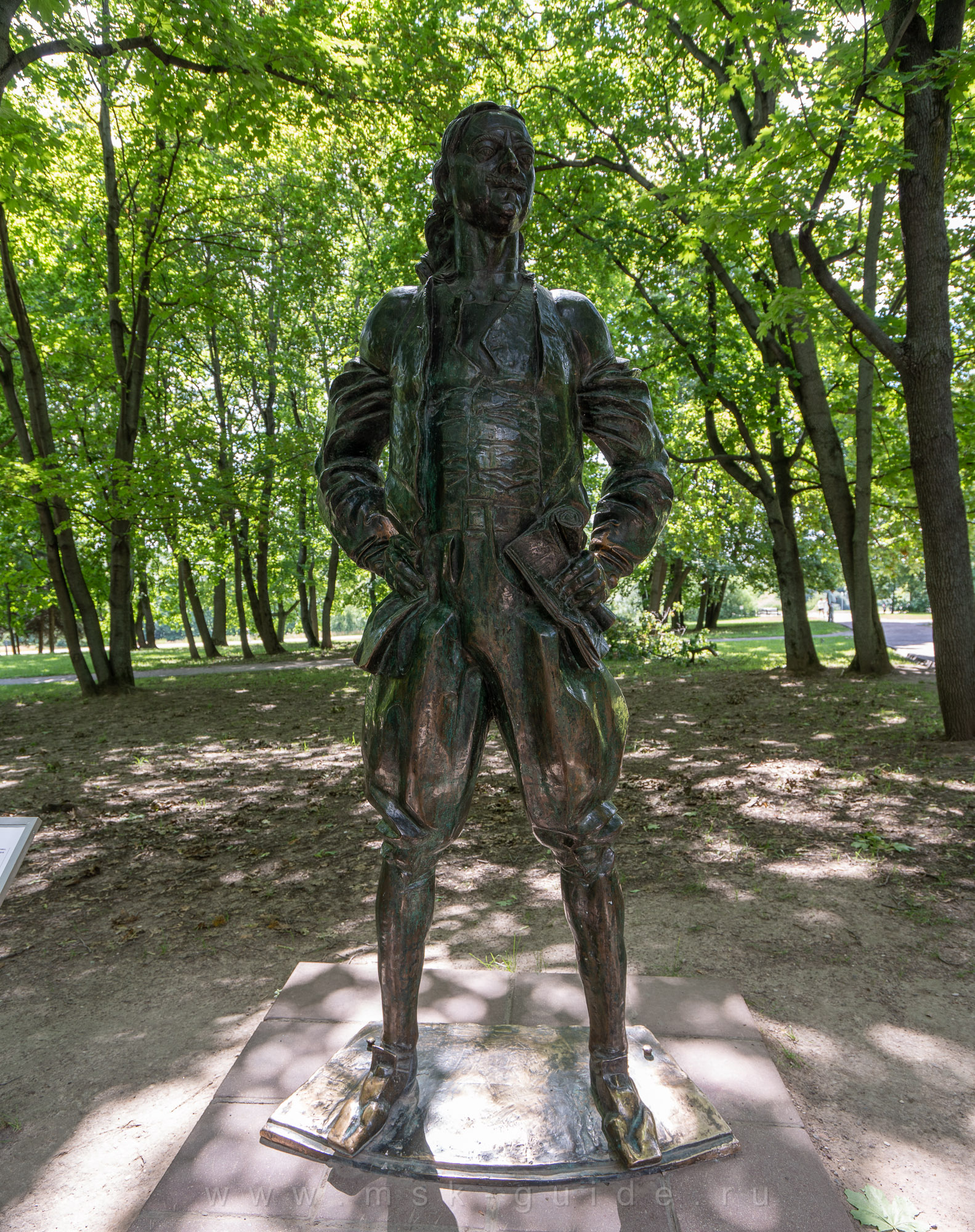 Памятник Петру I в Коломенском Памятник Петру I в Коломенском