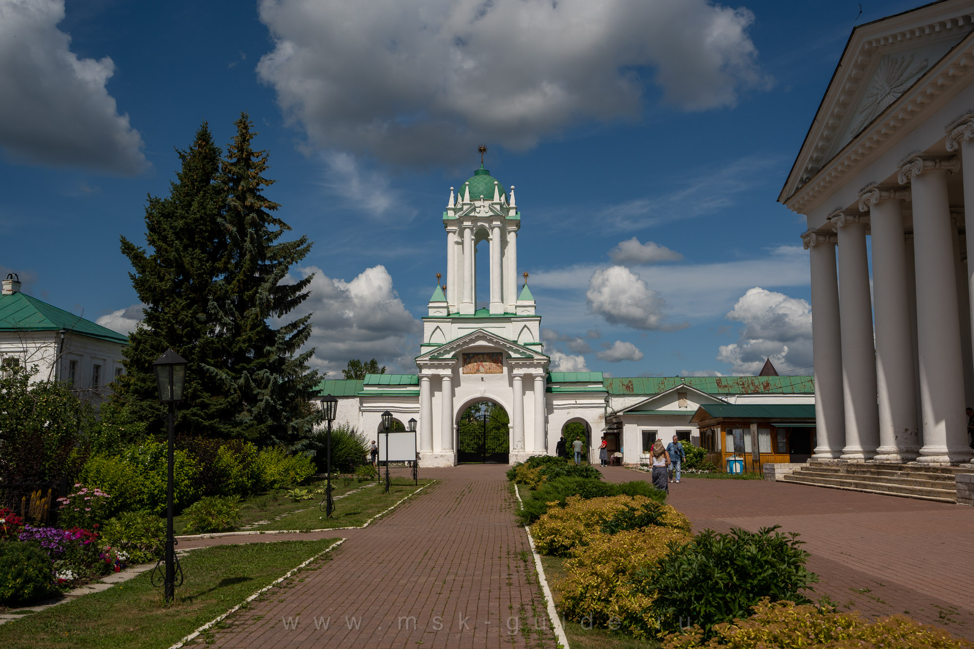 Святые ворота Святые ворота