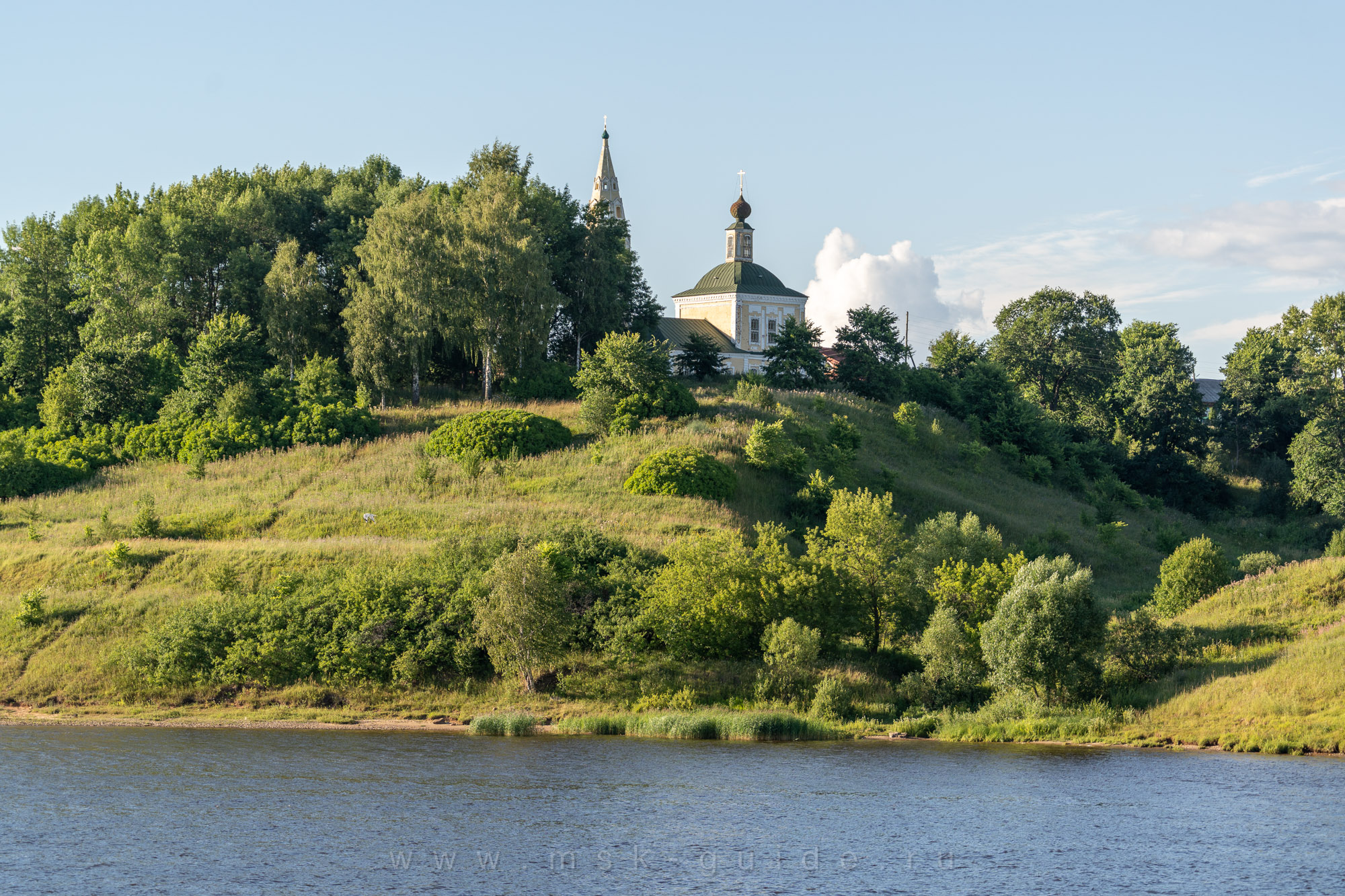 Троицкая церковь в Романове (Тутаев) Троицкая церковь в Романове (Тутаев)