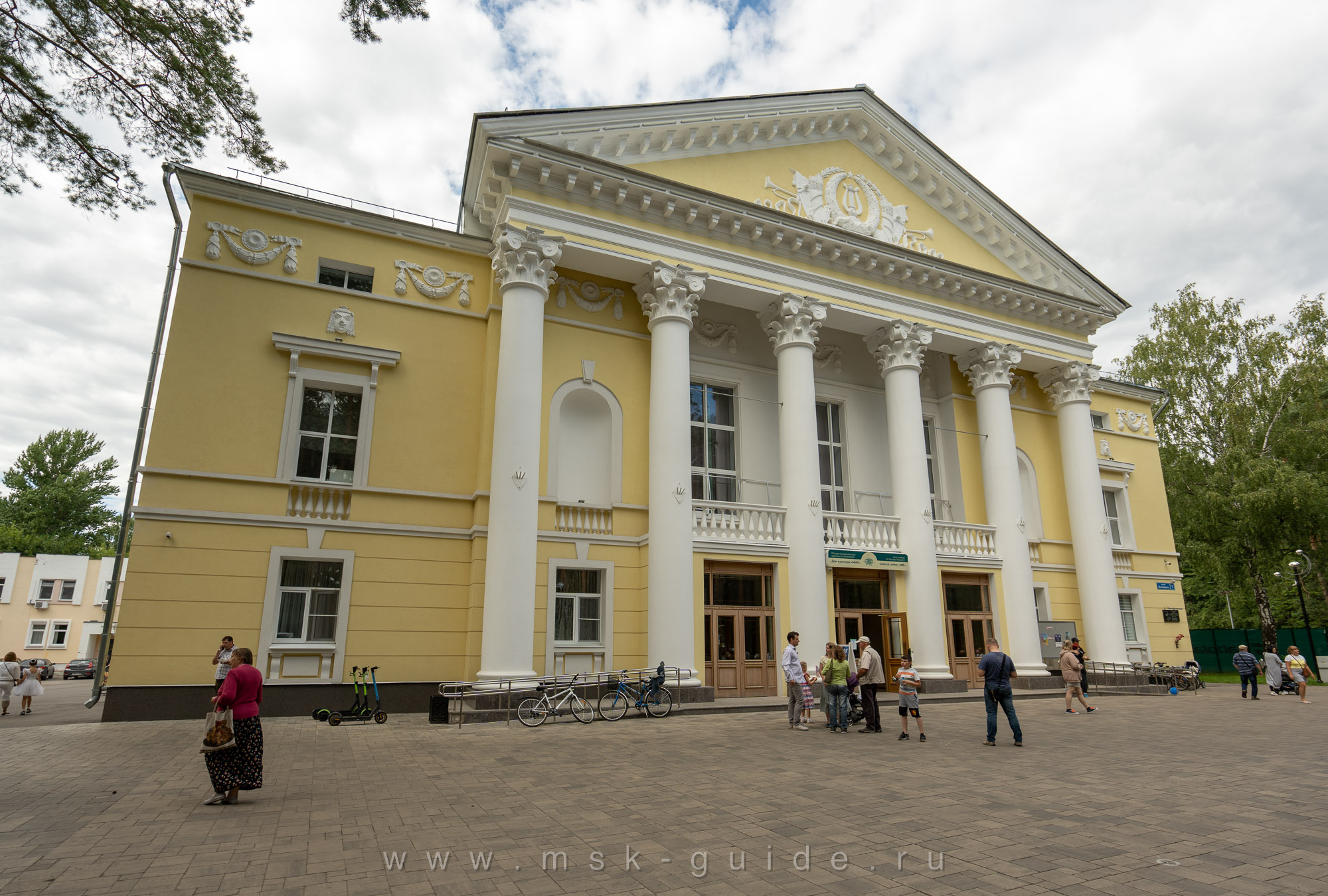 Дом культуры «Мир» в Дубне Дом культуры «Мир» в Дубне