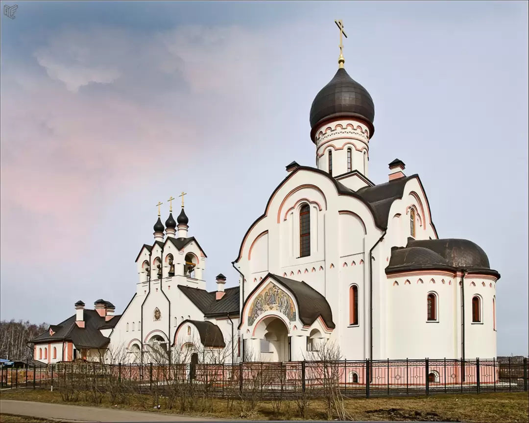 Храм Великомученика Целителя Пантелеймона