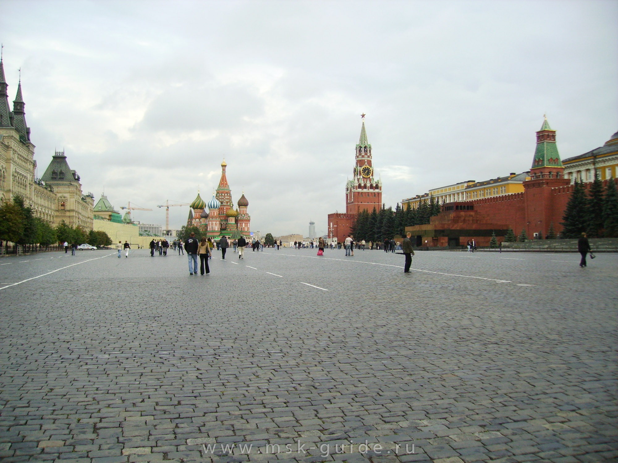 Площадь земли москвы. Москва кр площадь. Руст Москва красная площадь. Брусчатка на красной площади. Москва летом.