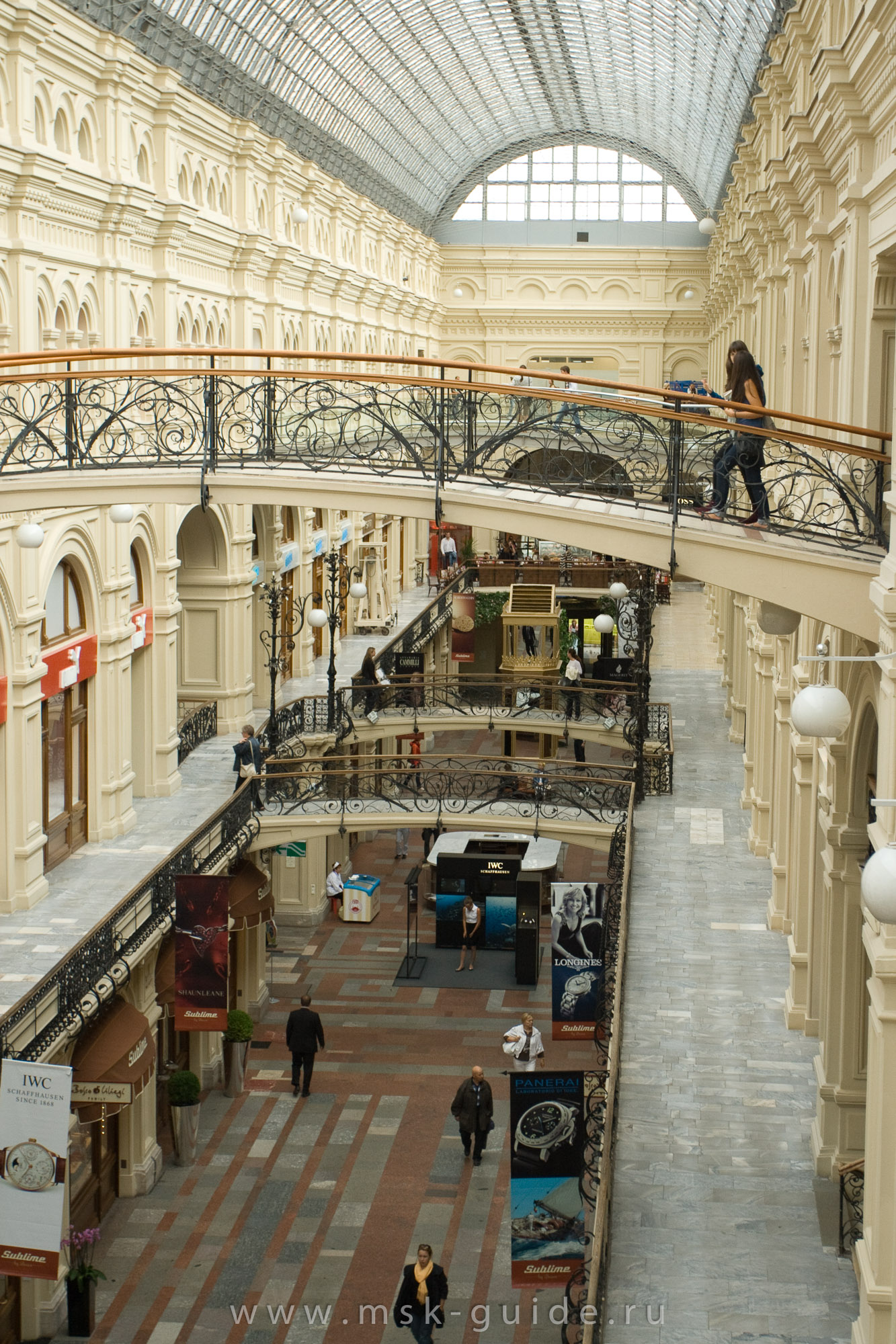 ГУМ, мостики между галереями