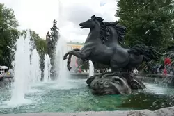 Александровский сад в Москве, фонтан