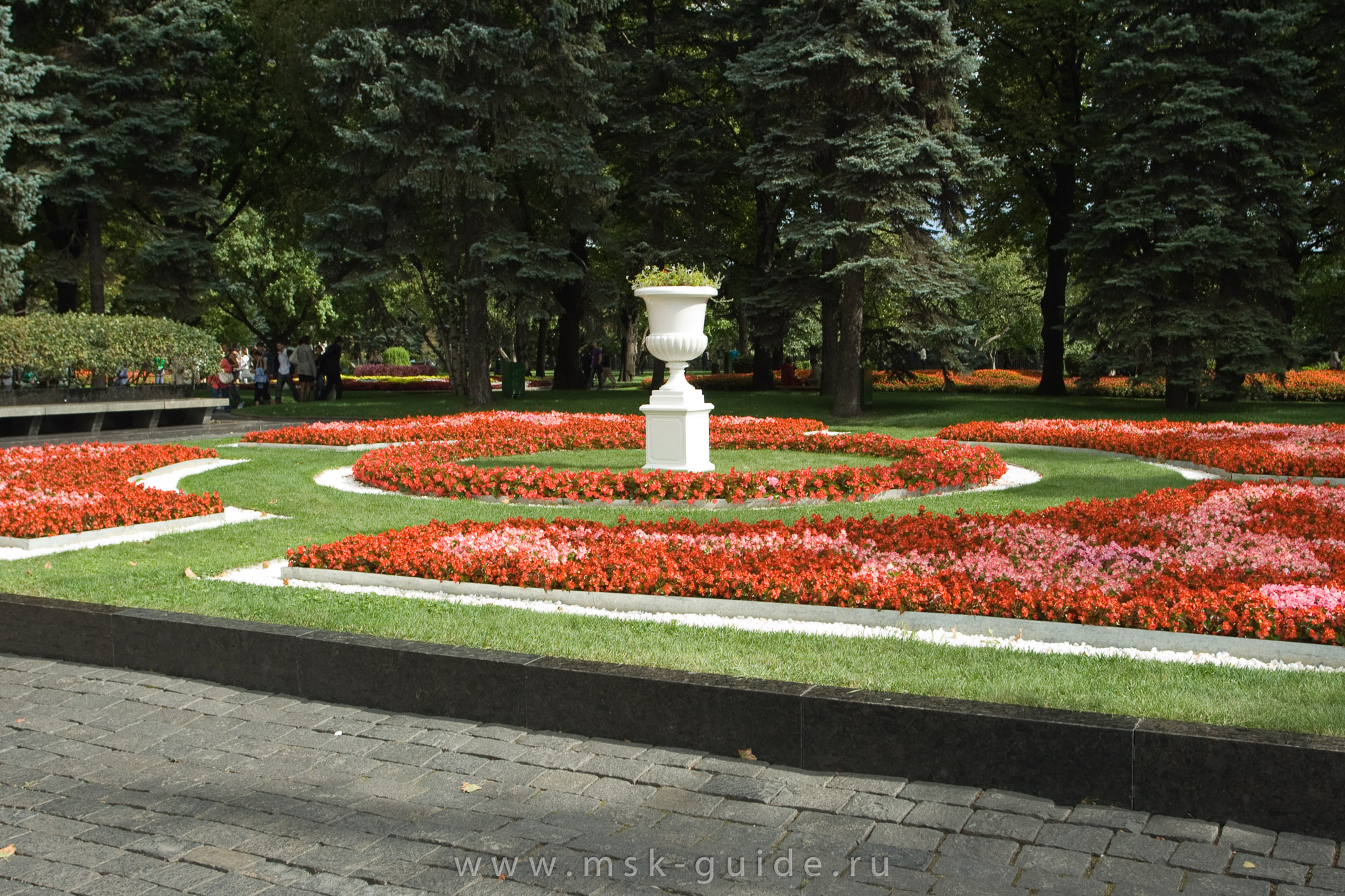 Цветники в кремле Цветники в кремле