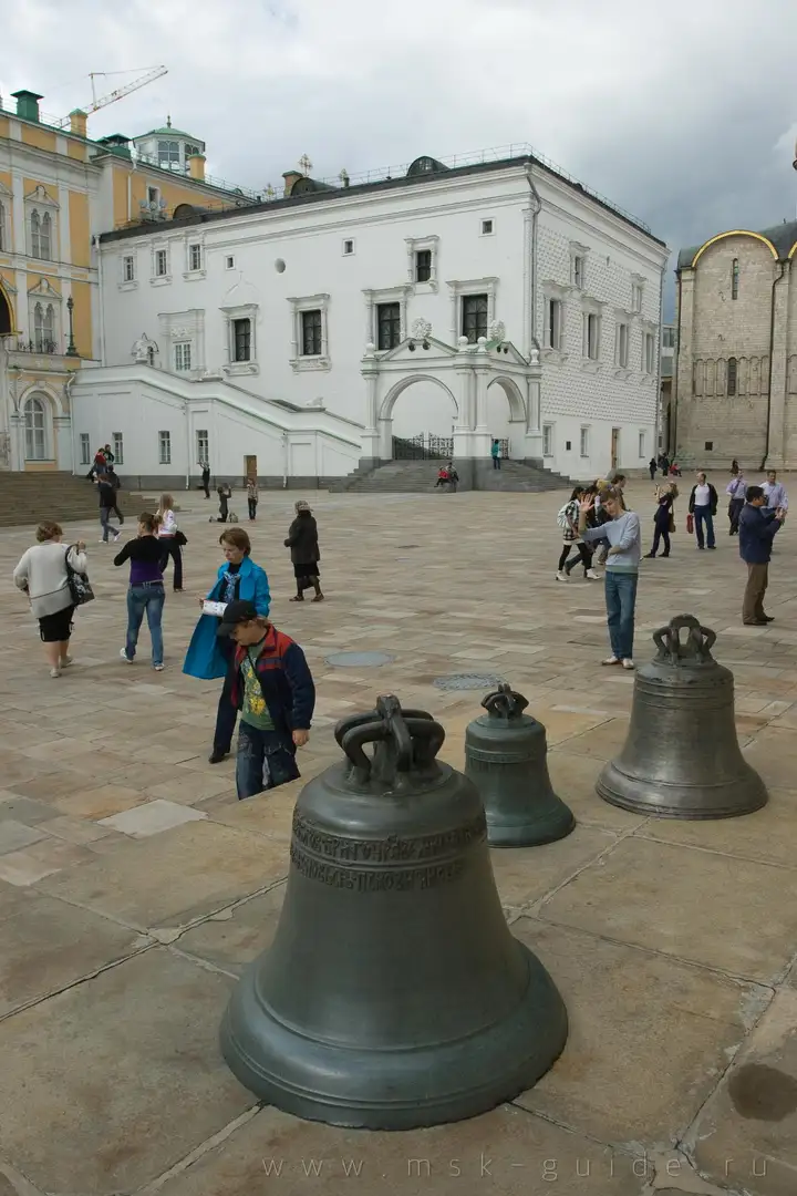 Грановитая палата и Соборная площадь