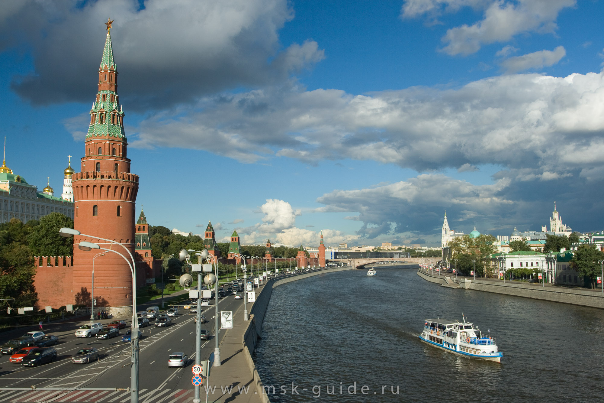 Москва, кремль и Москва-река, фото